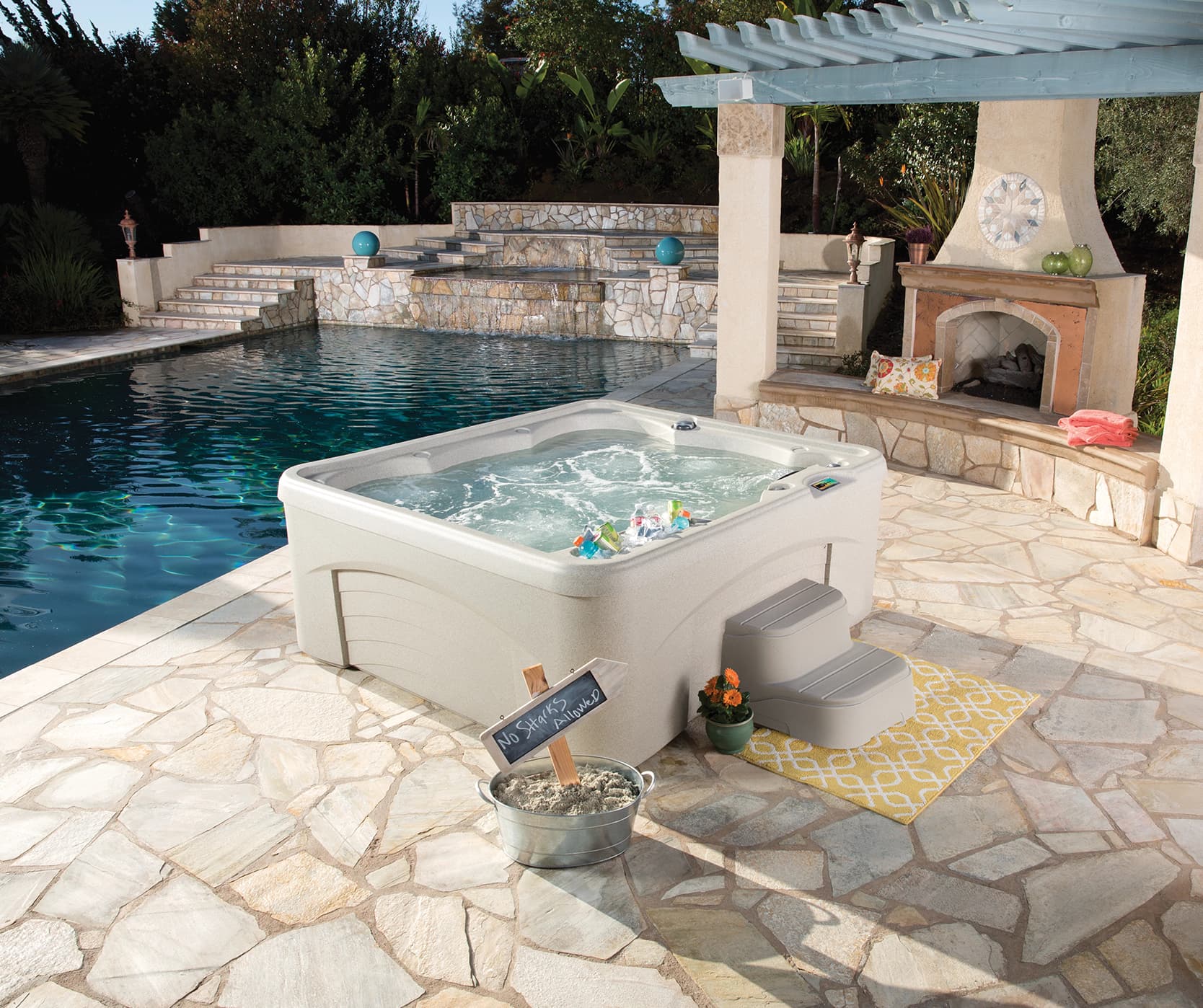 Cadă cu Hidromasaj Fantasy Spas® Entice – 5 Locuri
