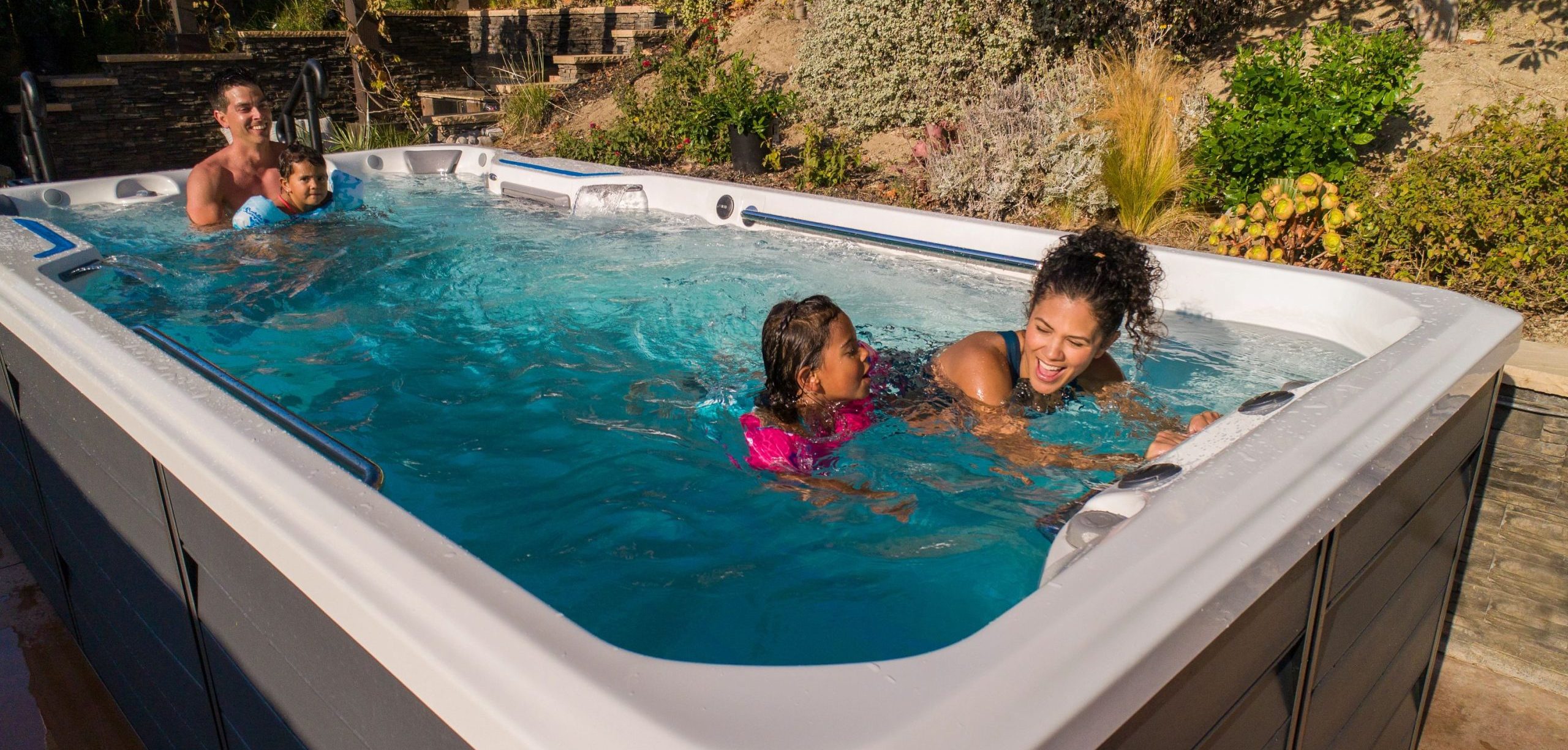 Swim spa: 5 sfaturi pentru reducerea consumului de energie la piscinele cu înot contracurent 1