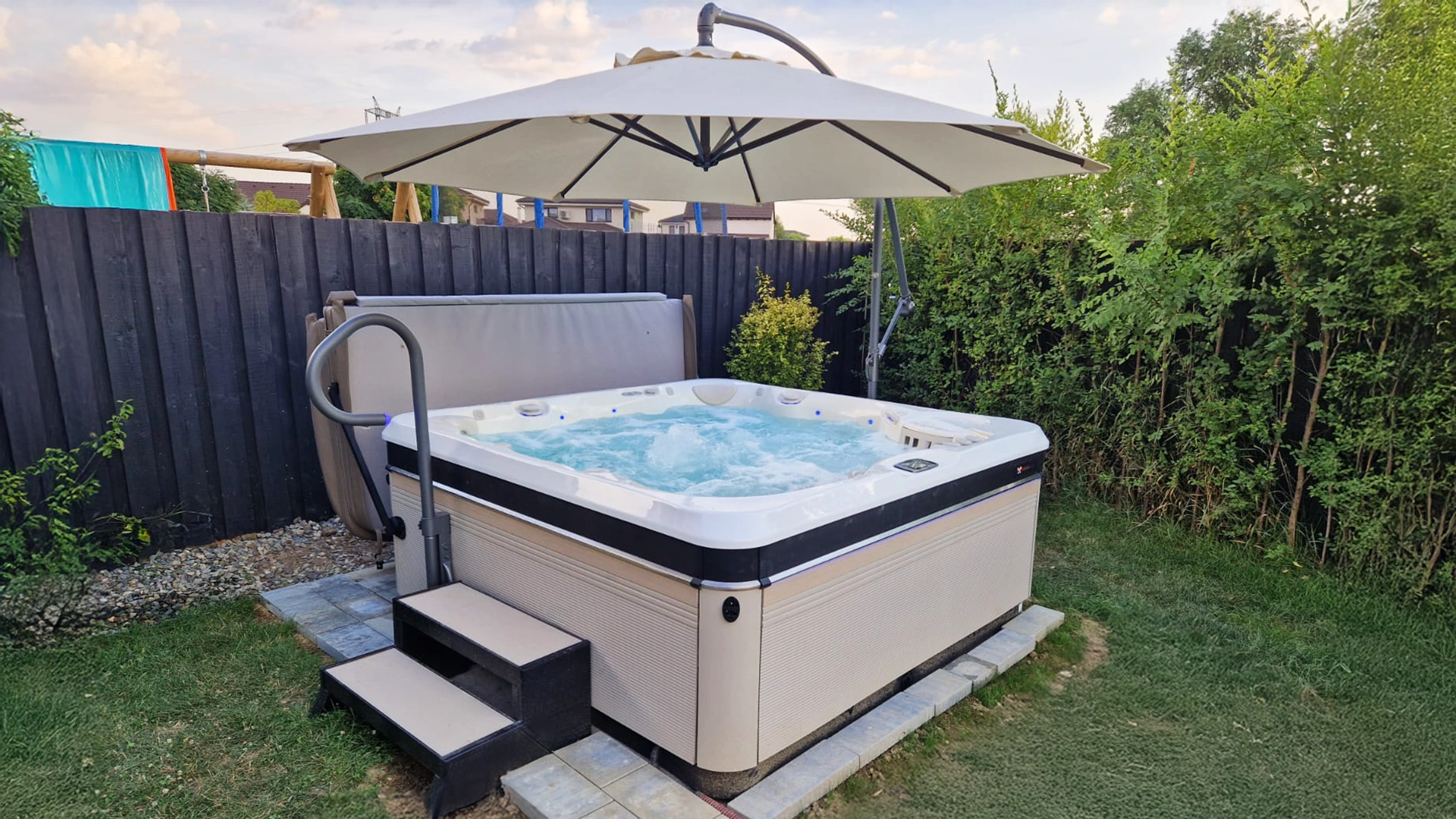 Cadă cu hidromasaj Caldera Spas® Geneva – Proiect Hidrostyle în Arad 2