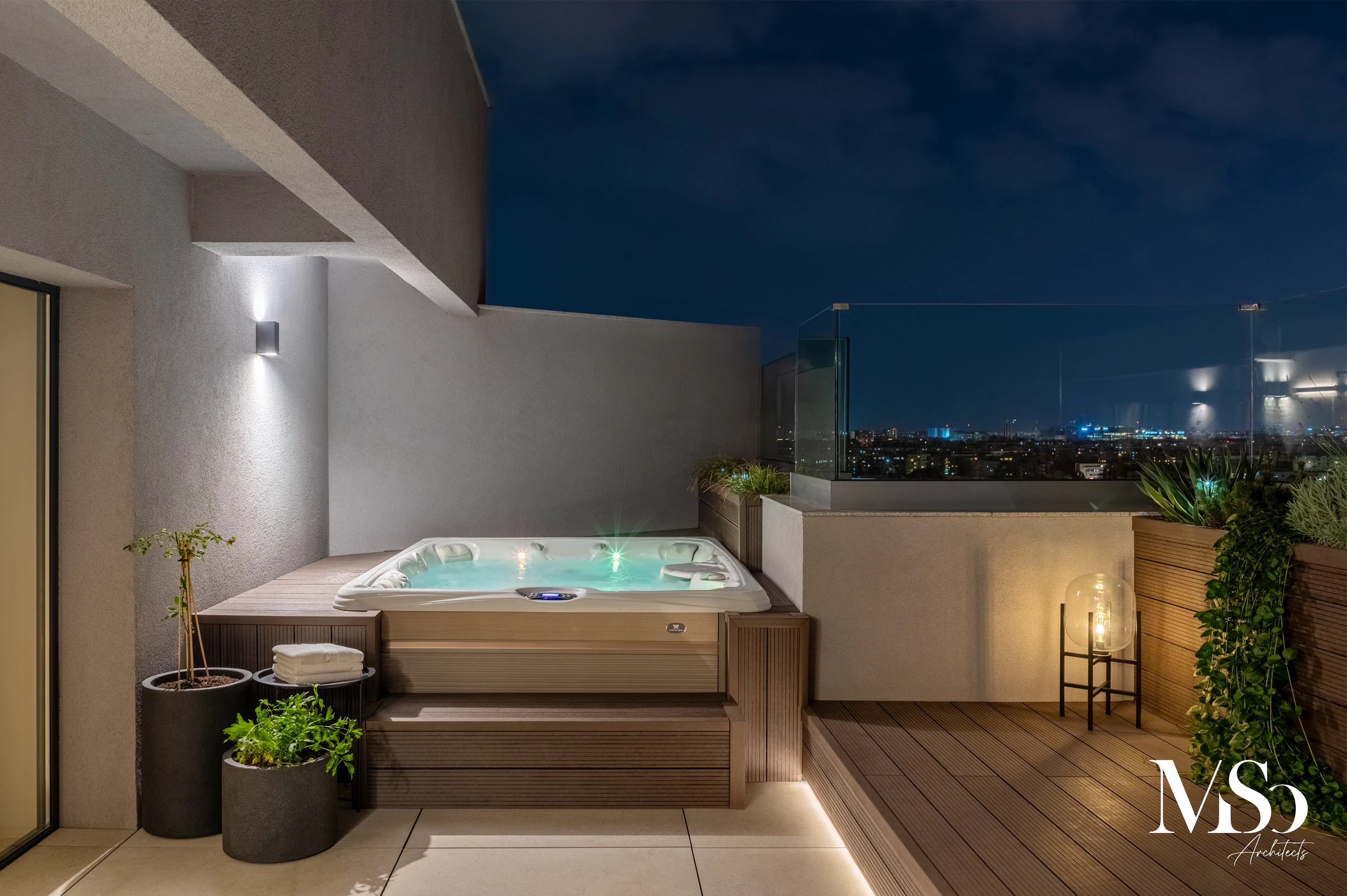 Cadă cu hidromasaj Caldera Spas® Martinique – București 1