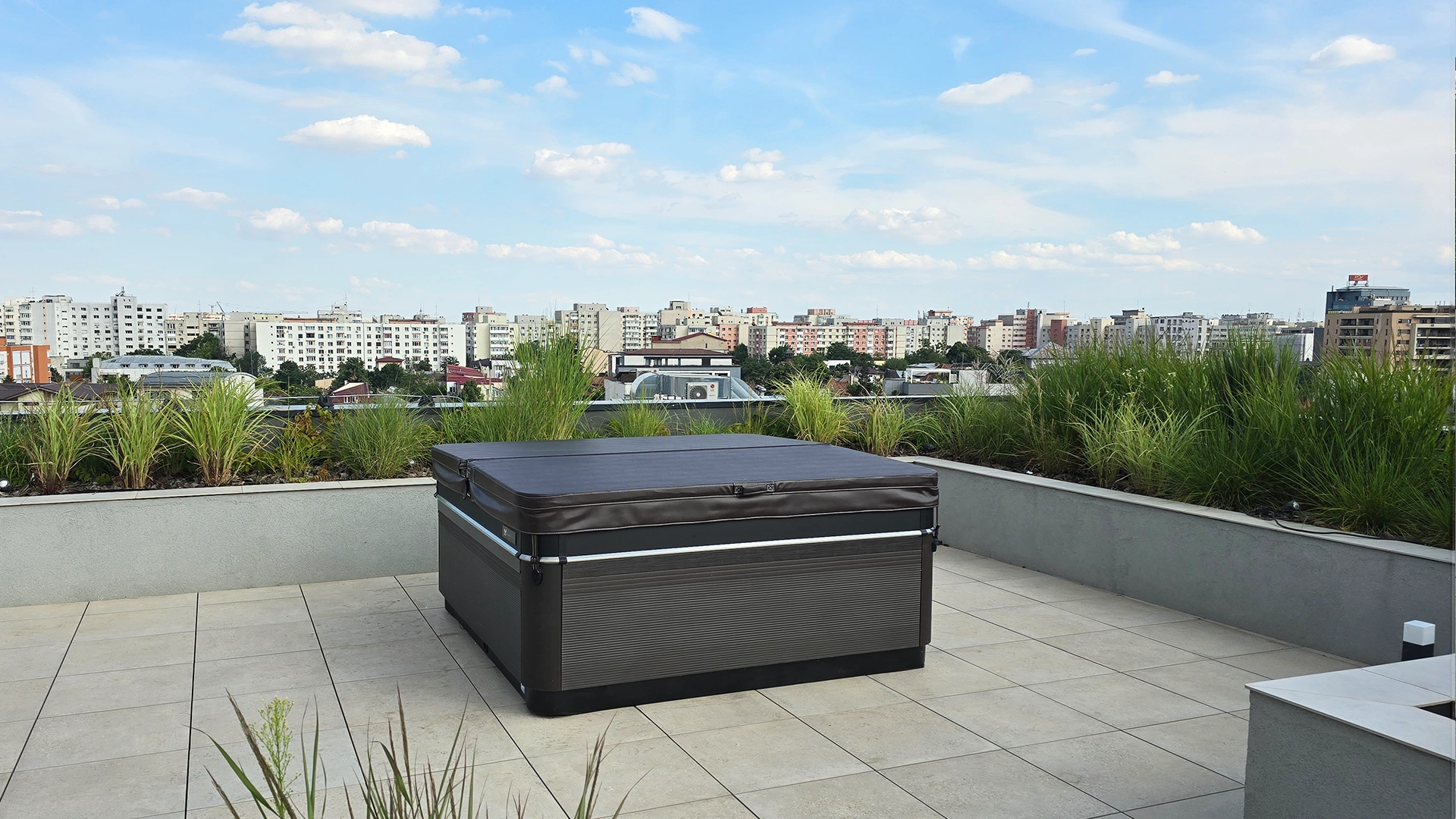 Cadă cu hidromasaj Caldera Spas® Tahitian – Proiect Hidrostyle în Bucureşti 3