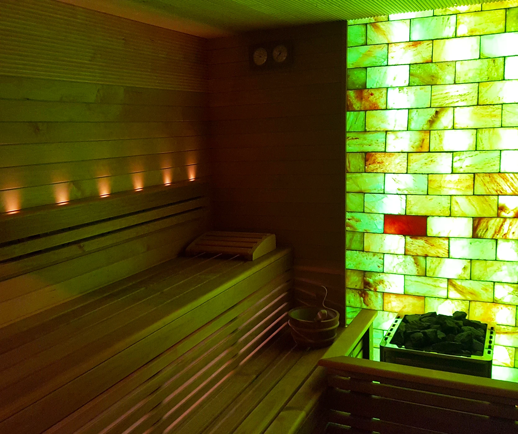 Centru Spa & Wellness – Hotel Lux Divina 1